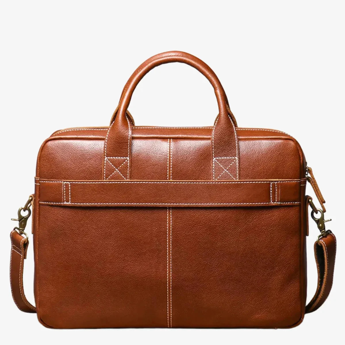 Vue arrière du porte-documents cuir marron simple et élégant