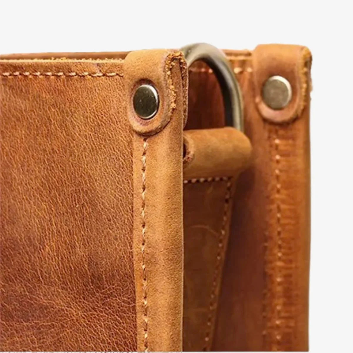 Attache métallique pour la bandoulière sur le côté du sac