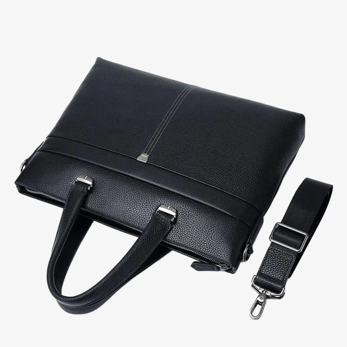 Porte-documents en cuir noir vu de dessus avec poignées et bandoulière détachable